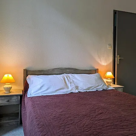 Chaleureux 6 Pers Avec Cour Privée En Bord De Rivière Près De Langeac - Fr-1-582-11 * Saint-Julien-Des-Chazes