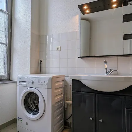 Chaleureux 6 Pers Avec Cour Privee En Bord De Riviere Pres De Langeac - Fr-1-582-11 * Saint-Julien-Des-Chazes