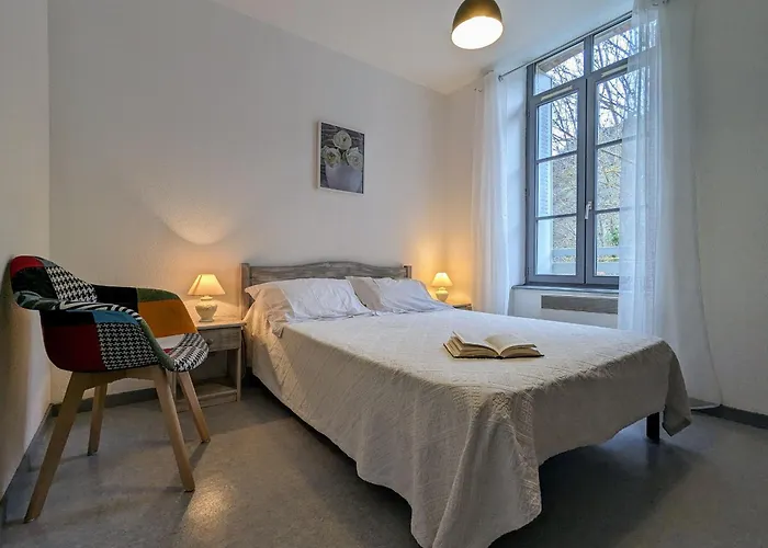 Tatil Evi Chaleureux 6 Pers Avec Cour Privee En Bord De Riviere Pres De Langeac - Fr-1-582-11 *