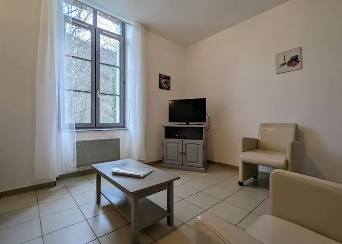 Tatil Evi Chaleureux 6 Pers Avec Cour Privee En Bord De Riviere Pres De Langeac - Fr-1-582-11